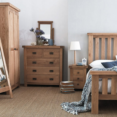 Oakham Oak 4 Drawer Narrow Chest